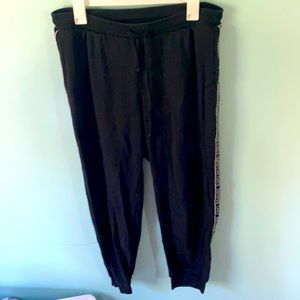 Black sweatpants. American Eagle. Size L.